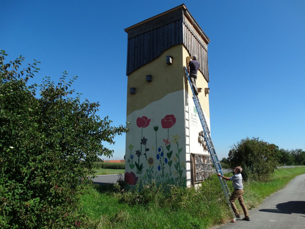 Austausch der Kästen in luftiger Höhe